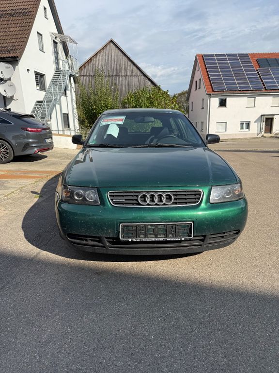 Audi A3 308.000 km 2.950 € Seifertshofen 73569