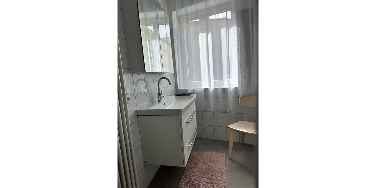 Etagenwohnung Wuerzburg Altstadt - 2 Zimmer, 72 m&sup2;, 1.440&euro; | Angebot:26885289