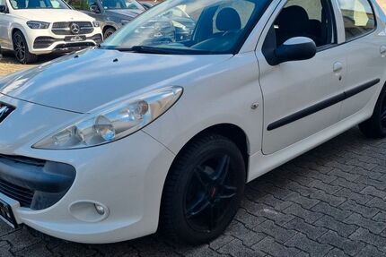 Peugeot 206 172.000 km 2.190 &euro; Karlsdorf 76689