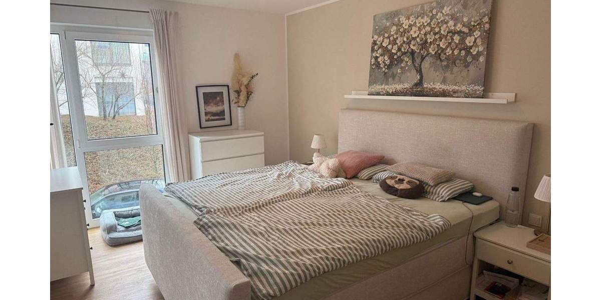 Etagenwohnung Bielefeld Innenstadt - 2 Zimmer, 74 m&sup2;, 890&euro; | Angebot:25537617