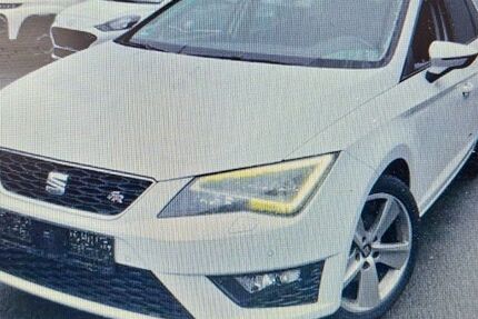 Seat Leon 76.911 km 11.599 € Detmold 32758