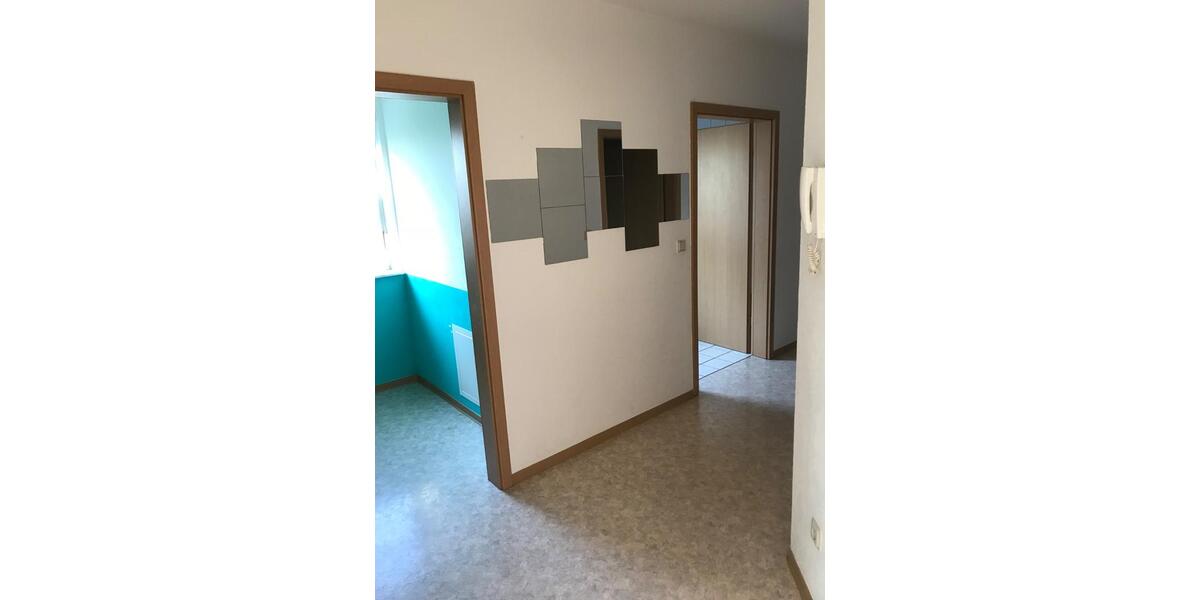 Etagenwohnung Lebach - 3 Zimmer, 78 m&sup2;, 700&euro; | Angebot:26185697