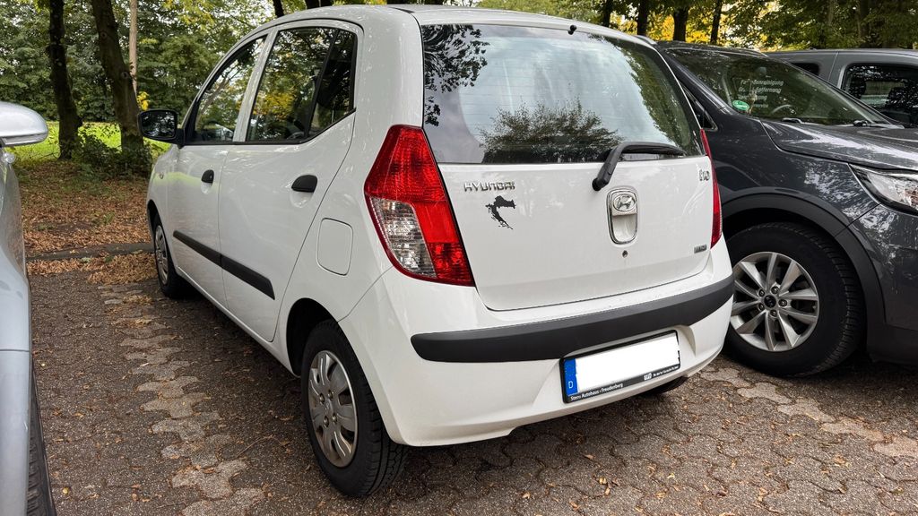 Hyundai i10 122.000 km 1.400 &euro; Köln 51061