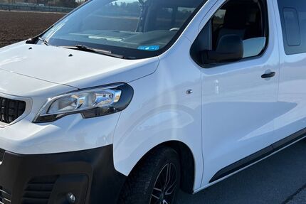 Peugeot Traveller 117.200 km 15.990 &euro; haar 85540