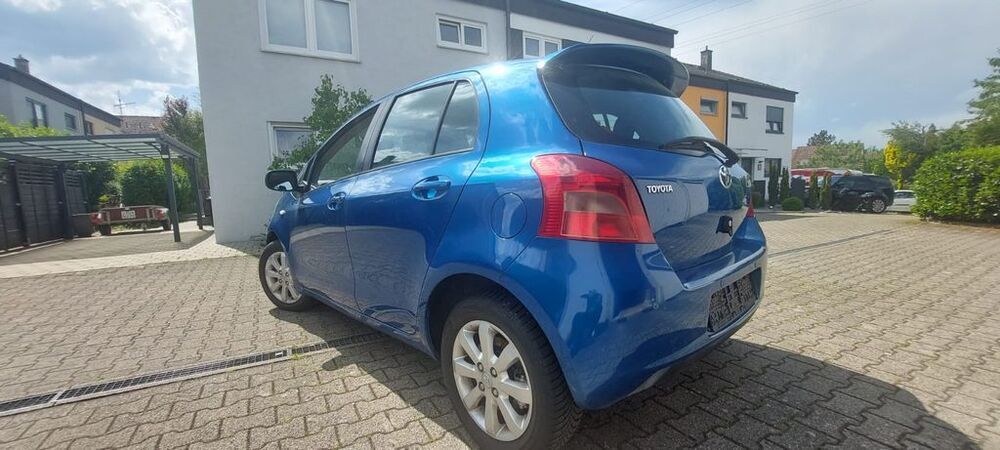 Yaris