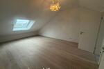 Reihenhaus Weiden in der Oberpfalz - 7 Zimmer, 148 m&sup2;, 2.000&euro; | Angebot:26089240