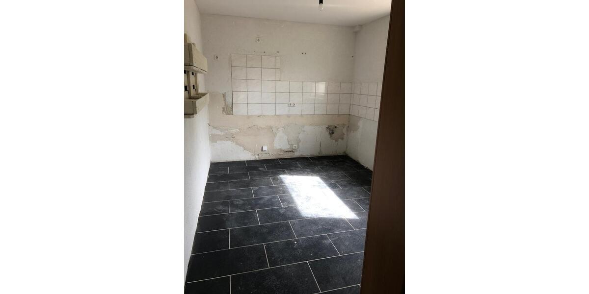 Erdgeschoßwohnung Ottweiler - 3 Zimmer, 90 m&sup2;, 650&euro; | Angebot:26068259
