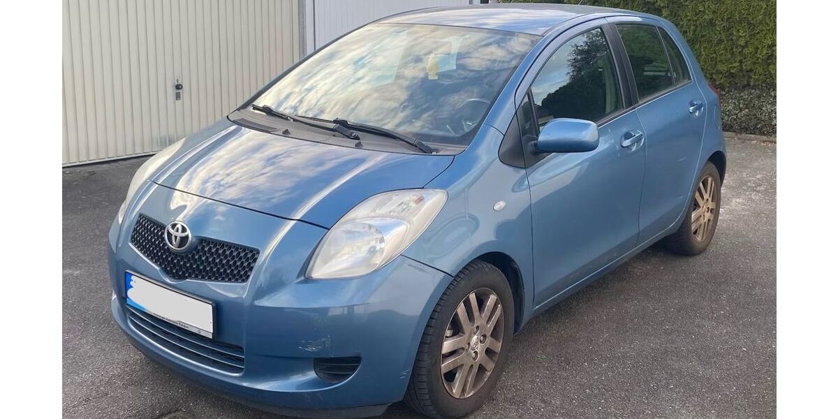 Toyota Yaris 170.000 km 3.100 &euro; Hamburg 22417
