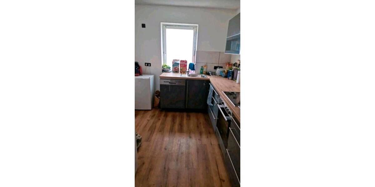 Einfamilienhaus Bad Königshofen im Grabfeld - 8 Zimmer, 196 m&sup2;, 1.150&euro; | Angebot:25725357