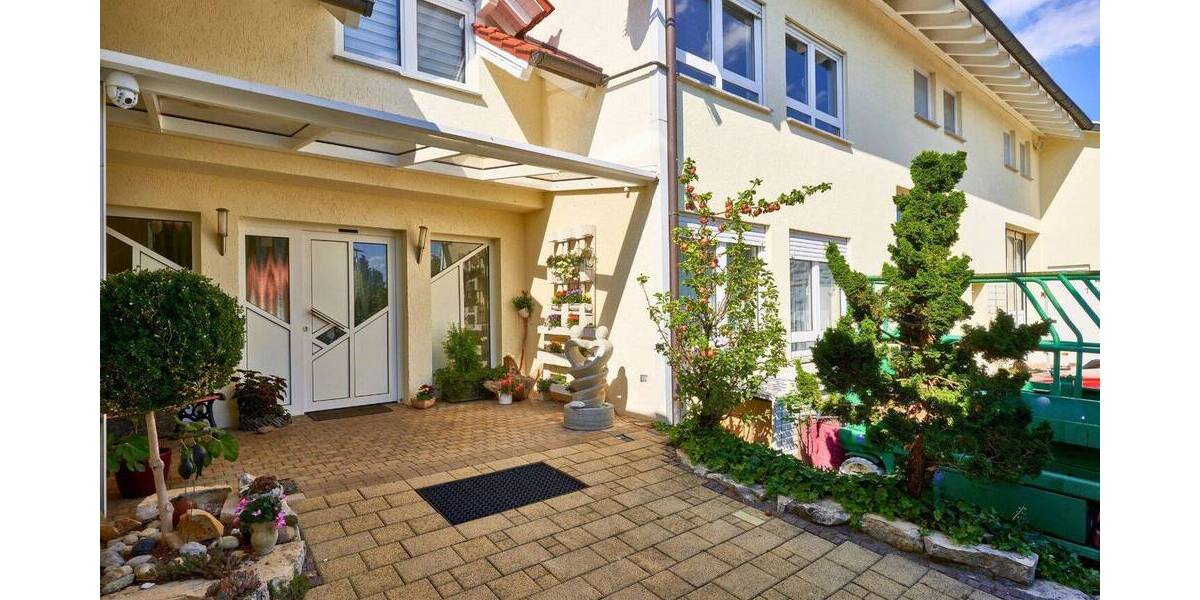 Einfamilienhaus Lauingen (Donau) Lauingen - 4 Zimmer, 225 m&sup2;, 820.000&euro; | Angebot:26731022