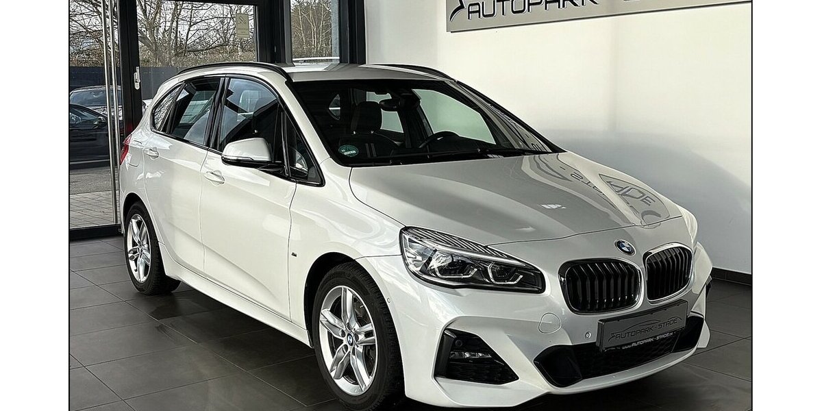 BMW 218 Active Tourer d M Sport LED Navi Assist. 122.000 km 15.290 &euro; Stade 21682