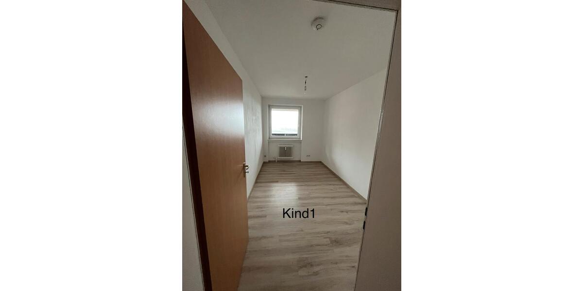 Etagenwohnung Hameln Kernstadt - 4 Zimmer, 83 m&sup2;, 125.000&euro; | Angebot:26150146