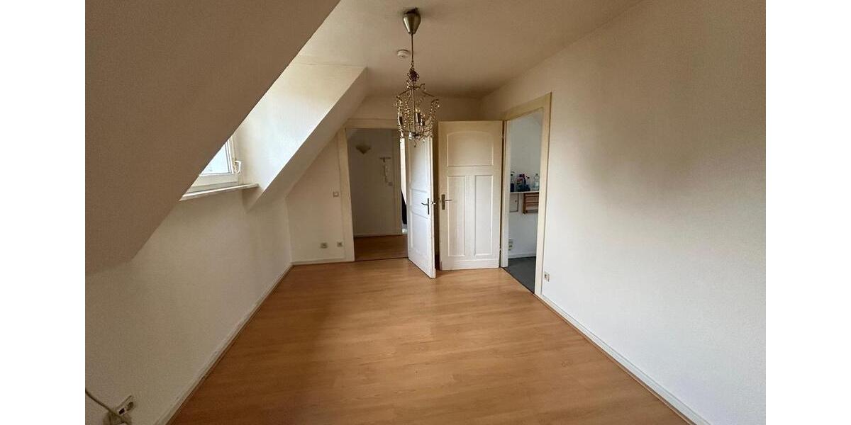 Renovierte 1,5 Zimmer Wohnung und toller Lage 1 zimmer