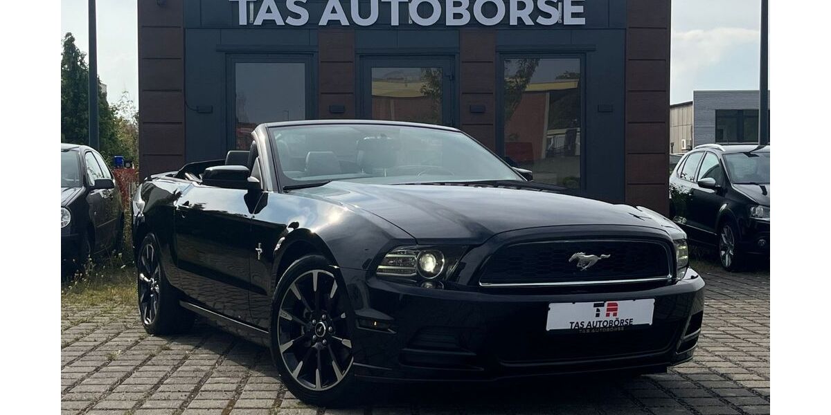 Ford Mustang 140.400 km 15.000 € salzgitter 38259