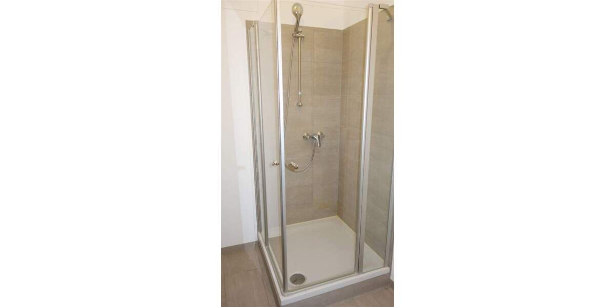 Etagenwohnung Düsseldorf Flingern Nord - 3 Zimmer, 117 m&sup2;, 1.879&euro; | Angebot:25747649