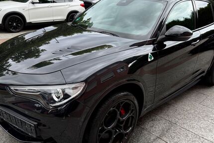 Alfa Romeo Stelvio 29.000 km 52.980 &euro; München 81827