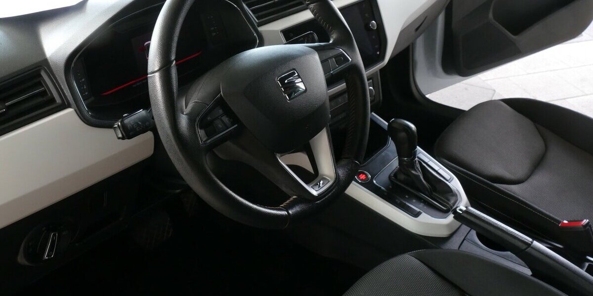 Seat Arona Xcellence 43.864 km 17.490 &euro; Wülfershausen 97535