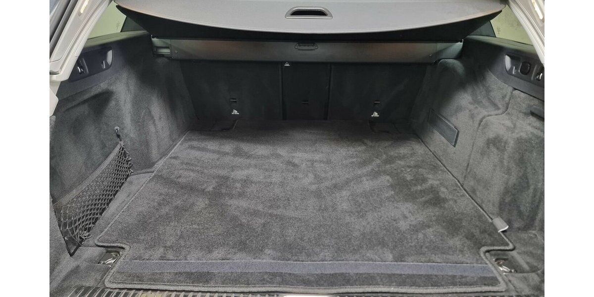 Mercedes-Benz E 200 dA LED AHK Navi Widescreen MBUX Leder 57.900 km 29.999 &euro; Garrel 49681