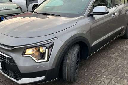 Kia Niro 13.800 km 30.900 &euro; Remagen-Rolandseck 53424