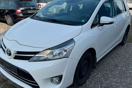 Toyota Verso 327.264 km 3.999 &euro; Euskirchen 53879