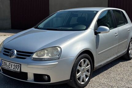 VW Golf 318.500 km 1.950 &euro; Burghaslach 96152