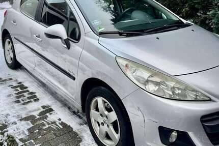 Peugeot 207 129.000 km 3.700 &euro; Bremen 28327