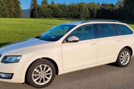 Skoda Octavia 113.000 km 12.400 &euro; Bad Tölz 83646