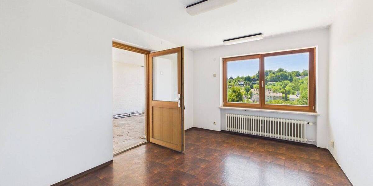 Einfamilienhaus Landshut Achdorf - 7 Zimmer, 160 m&sup2;, 670.000&euro; | Angebot:26820033