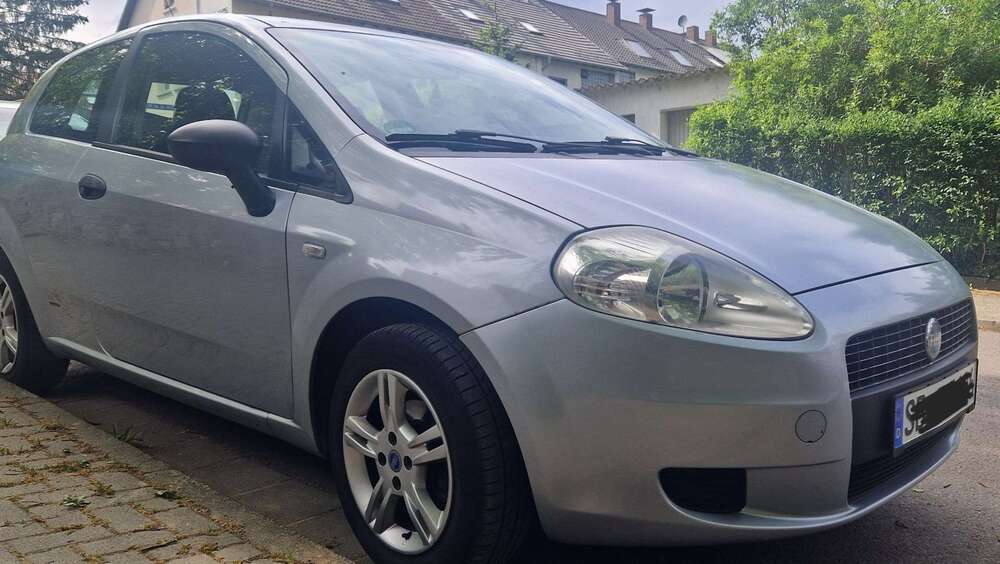 Fiat Grande Punto 185.000 km 1.999 &euro; Altenkessel (Saarbrücken) 66126