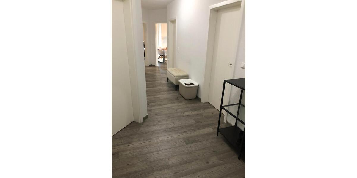 Etagenwohnung Schortens - 3 Zimmer, 84 m&sup2;, 790&euro; | Angebot:26349320