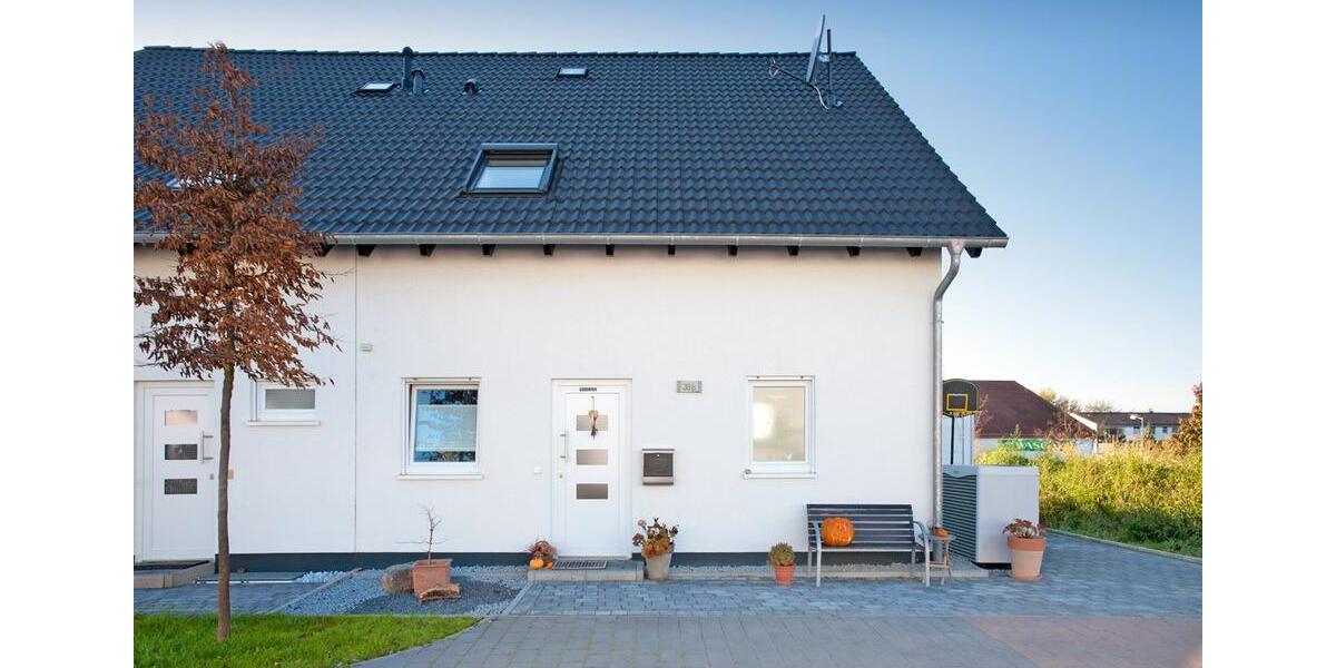 Doppelhaushälfte Bad Hersfeld - 4 Zimmer, 120 m&sup2;, 494.500&euro; | Angebot:26252729