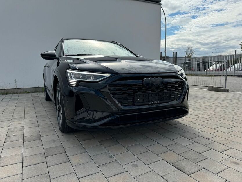 Audi Q8 e-tron 101.000 km 47.499 € Altheim 84051