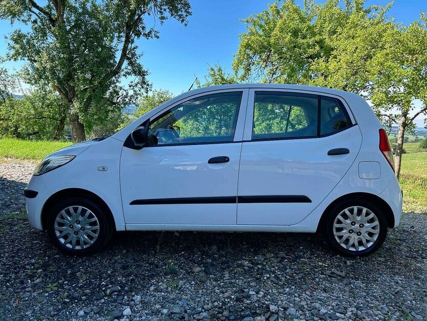 i10