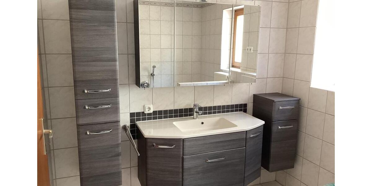 Einfamilienhaus Langenaltheim - 4 Zimmer, 130 m&sup2;, 1.150&euro; | Angebot:26091309