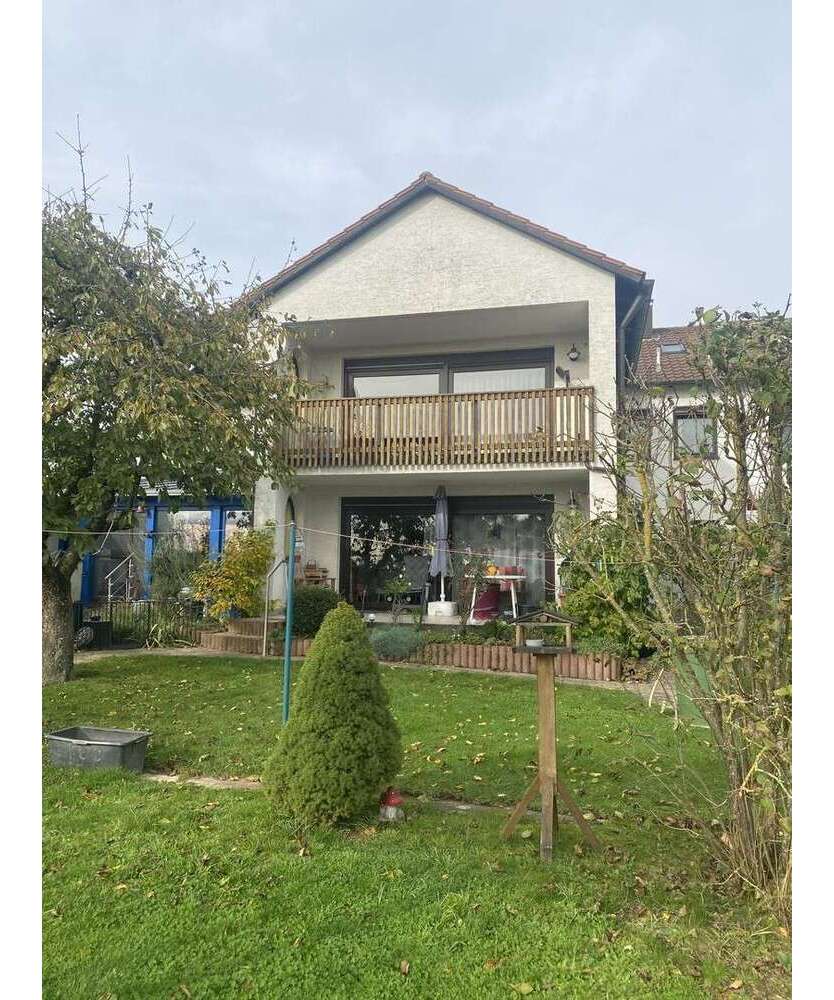 Haus zum Kaufen in Oberasbach 580.000 € 188 m²