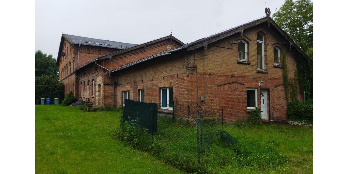 Dachgeschoßwohnung Lalendorf - 5 Zimmer, 45 m&sup2;, 400&euro; | Angebot:26322400
