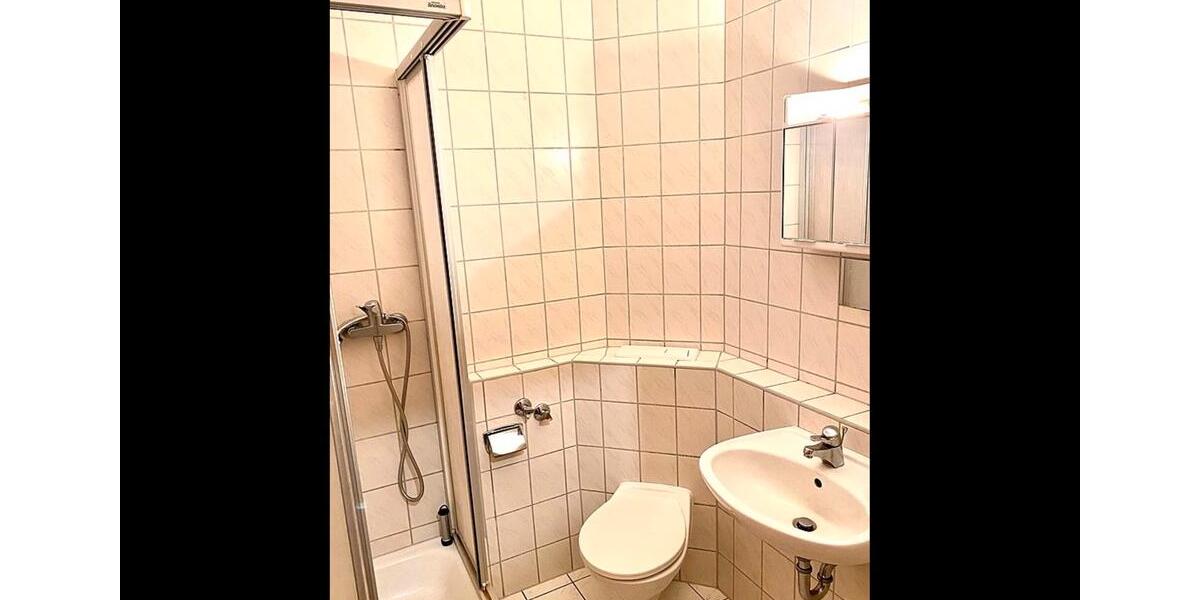 Einfamilienhaus Schleusegrund - 23 Zimmer, 1.600 m&sup2;, 280.000&euro; | Angebot:27103267