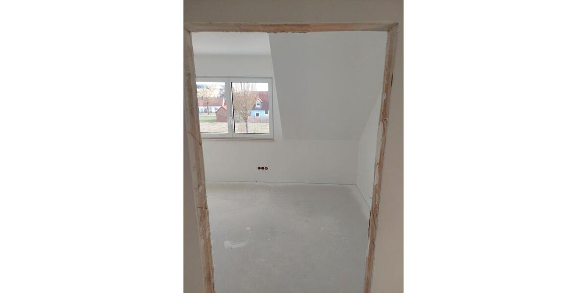 Doppelhaushälfte Lauterhofen - 5 Zimmer, 126 m&sup2;, 1.555&euro; | Angebot:26021976