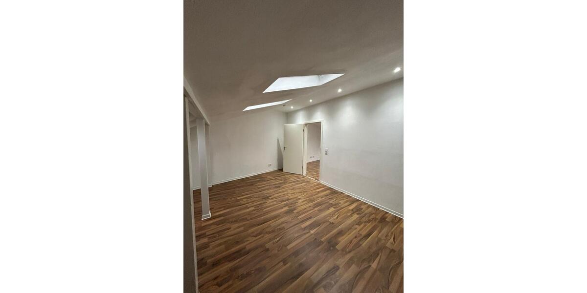 Dachgeschoßwohnung Friedrichsthal - 2 Zimmer, 70 m&sup2;, 600&euro; | Angebot:24610826