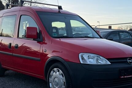 Opel Combo 116.400 km 5.600 &euro; Düren 52349