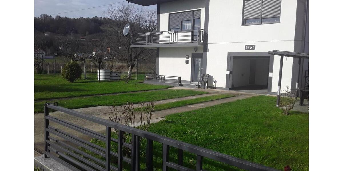 Einfamilienhaus Balingen - 4 Zimmer, 180 m&sup2;, 145.000&euro; | Angebot:27128984