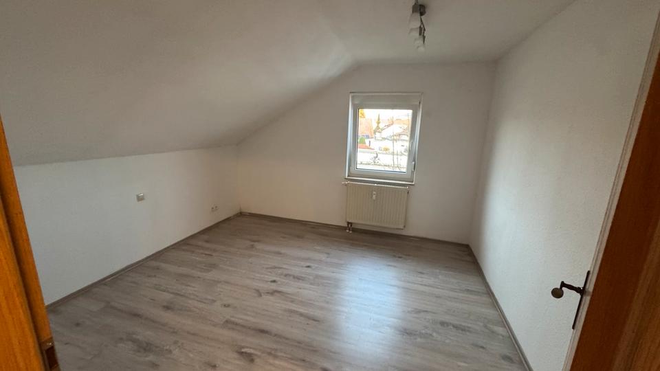 Dachgeschoßwohnung Balingen - 2.5 Zimmer, 62 m&sup2;, 169.900&euro; | Angebot:26443946