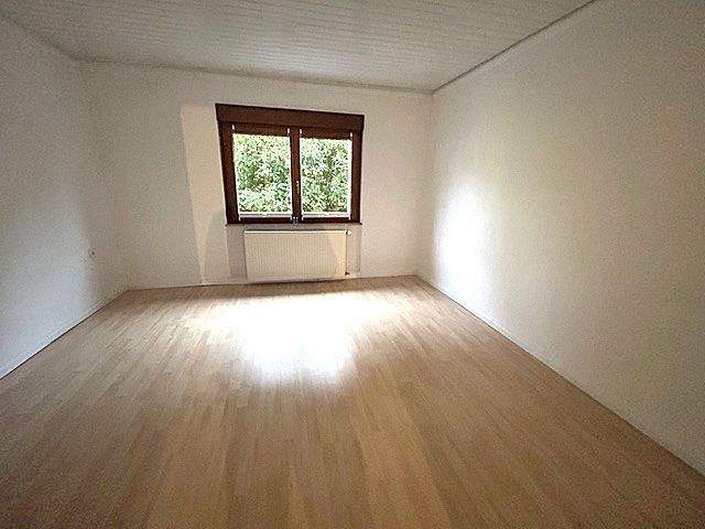 Etagenwohnung Birkenfeld - 4 Zimmer, 82 m&sup2;, 850&euro; | Angebot:25668670