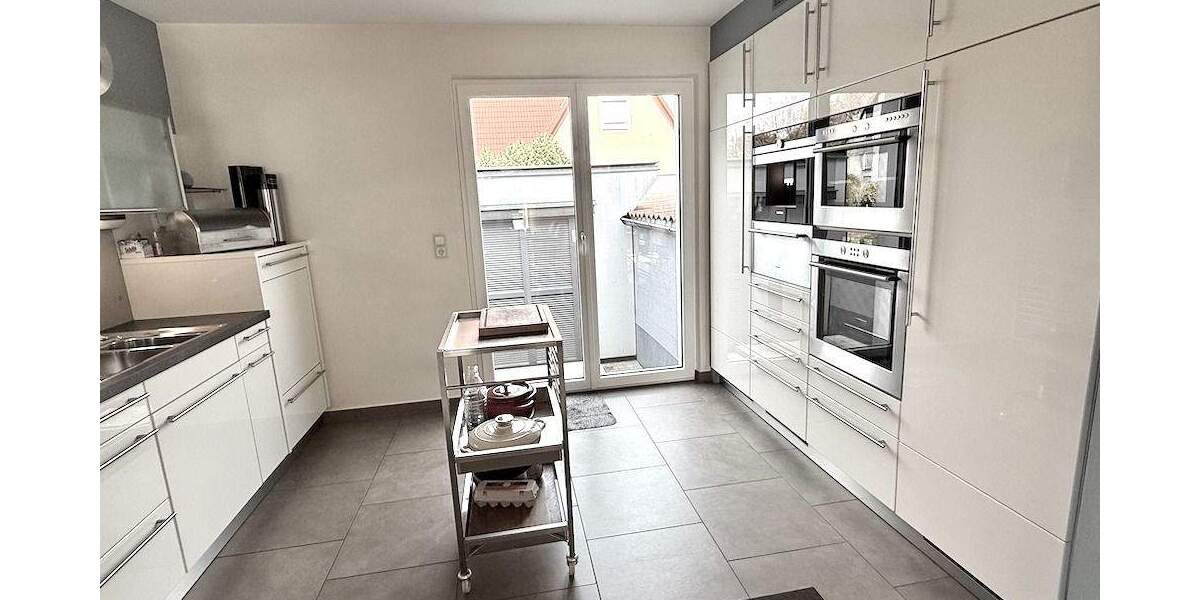 Doppelhaushälfte Neuendettelsau - 5 Zimmer, 154 m&sup2;, 520.000&euro; | Angebot:25744761