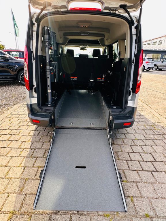 Ford Tourneo Connect 60.000 km 31.865 € Stepenitztal 23936