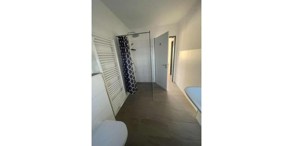 Etagenwohnung Oldenburg Eversten - 5 Zimmer, 119 m&sup2;, 1.495&euro; | Angebot:25352544