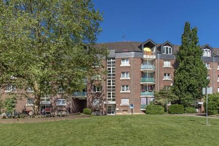 Kleines Büro ab sofort zur Anmietung frei zimmer