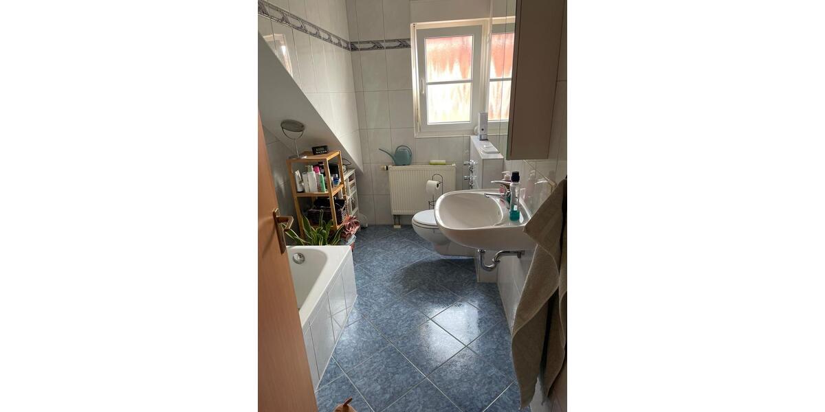 Dachgeschoßwohnung Ludwigshafen am Rhein Edigheim - 2 Zimmer, 49 m&sup2;, 630&euro; | Angebot:25648852