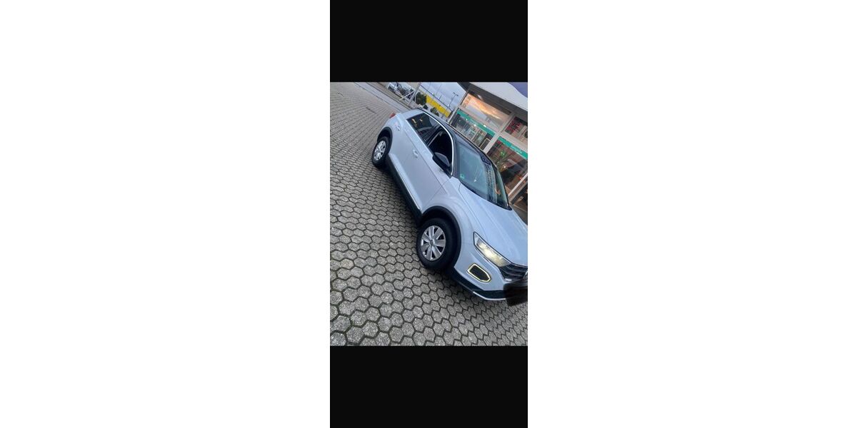 VW T-Roc 83.000 km 21.300 &euro; Wassenberg 41849