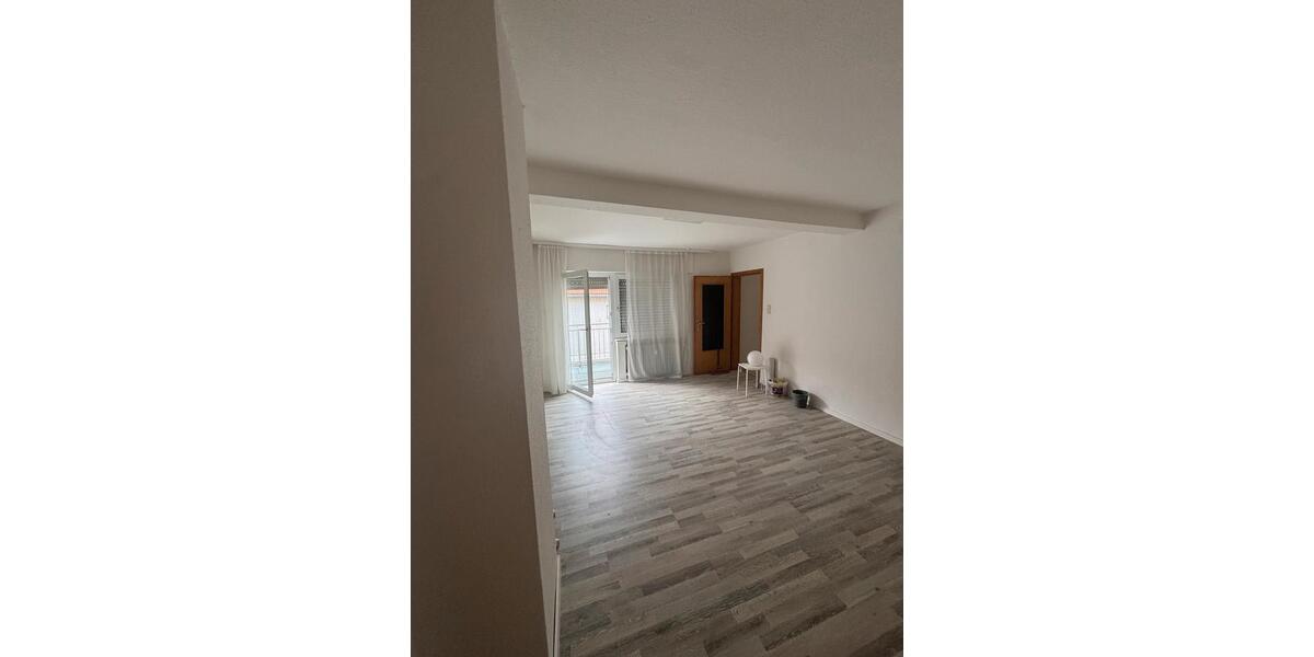 4-Zimmerwohnung auch WG-Geeignet 4 zimmer